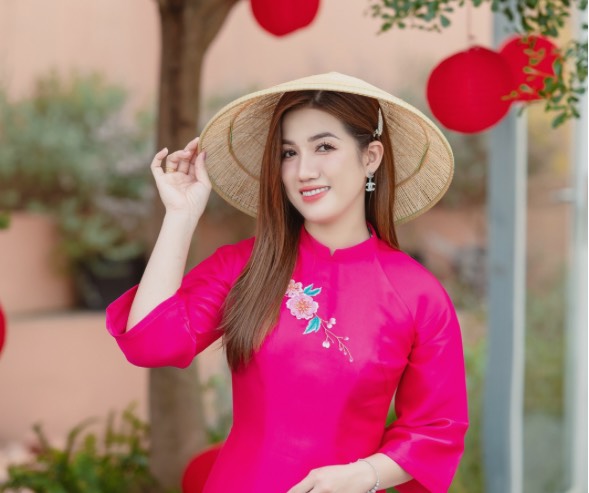 GV. TRANG NGUYỄN