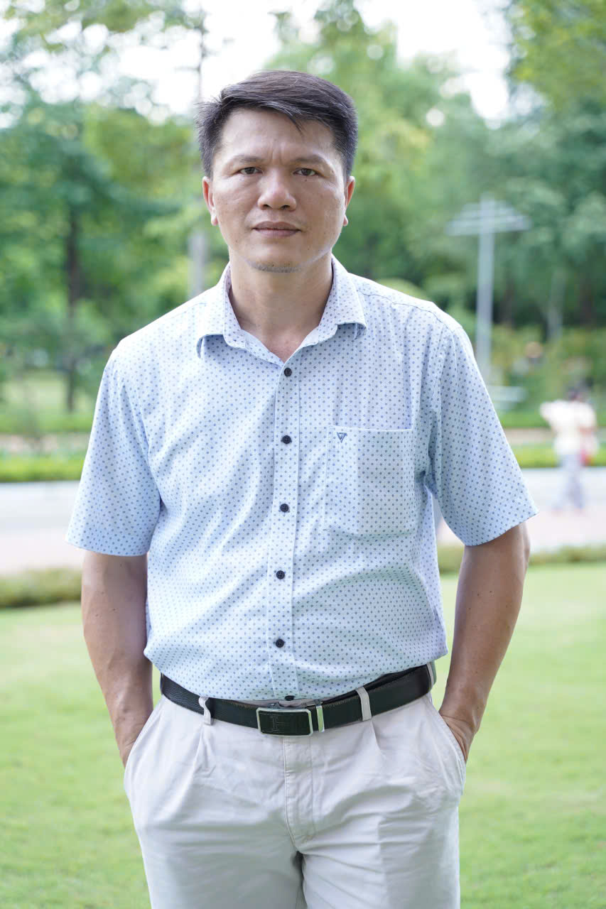 Thầy Bùi Ngọc Hoàn